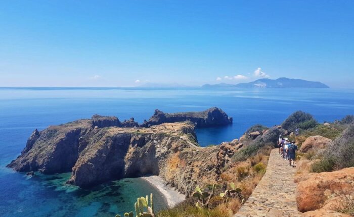 Tour Archeologico Isole Eolie